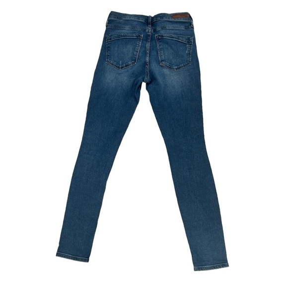 Express Ultimate Stretch Mid Rise Distressed Jean Leggings Size 4 Women’s - Picture 3 of 6